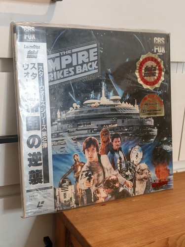 Star wars the empire strikes - wars:,